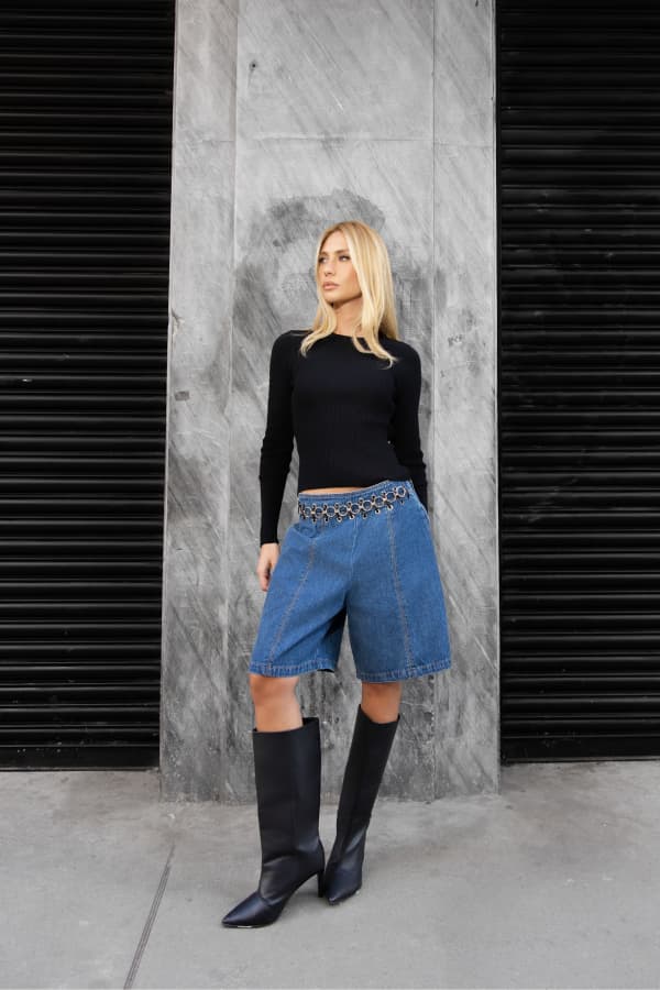 BERMUDA JEANS COM ARGOLAS
