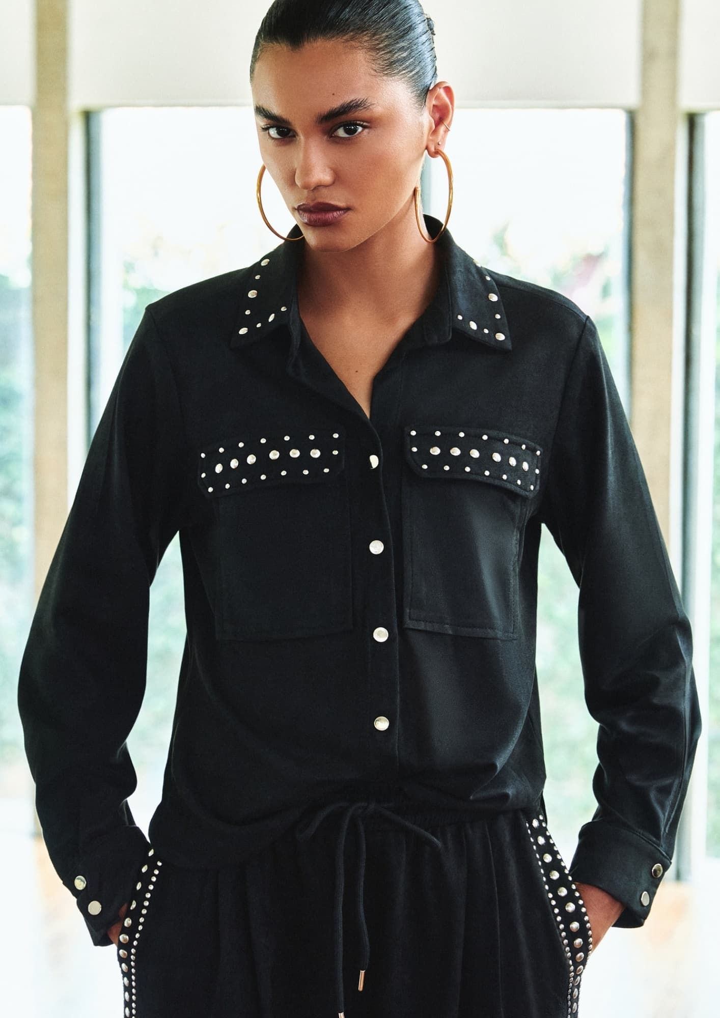 CAMISA Suede com Tachas