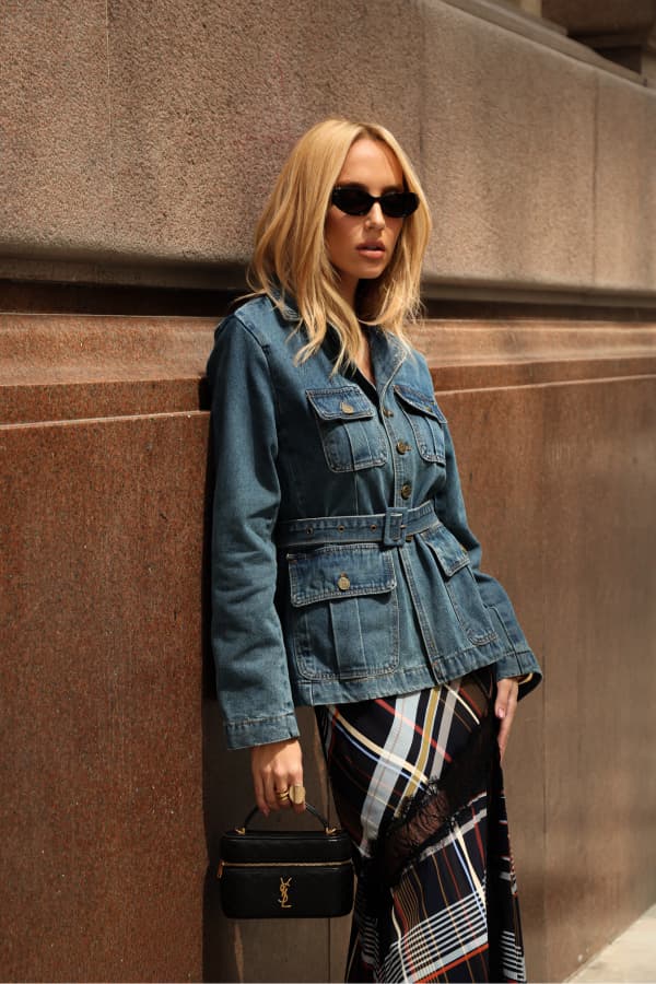 JAQUETA JEANS BOLSO FRENTE