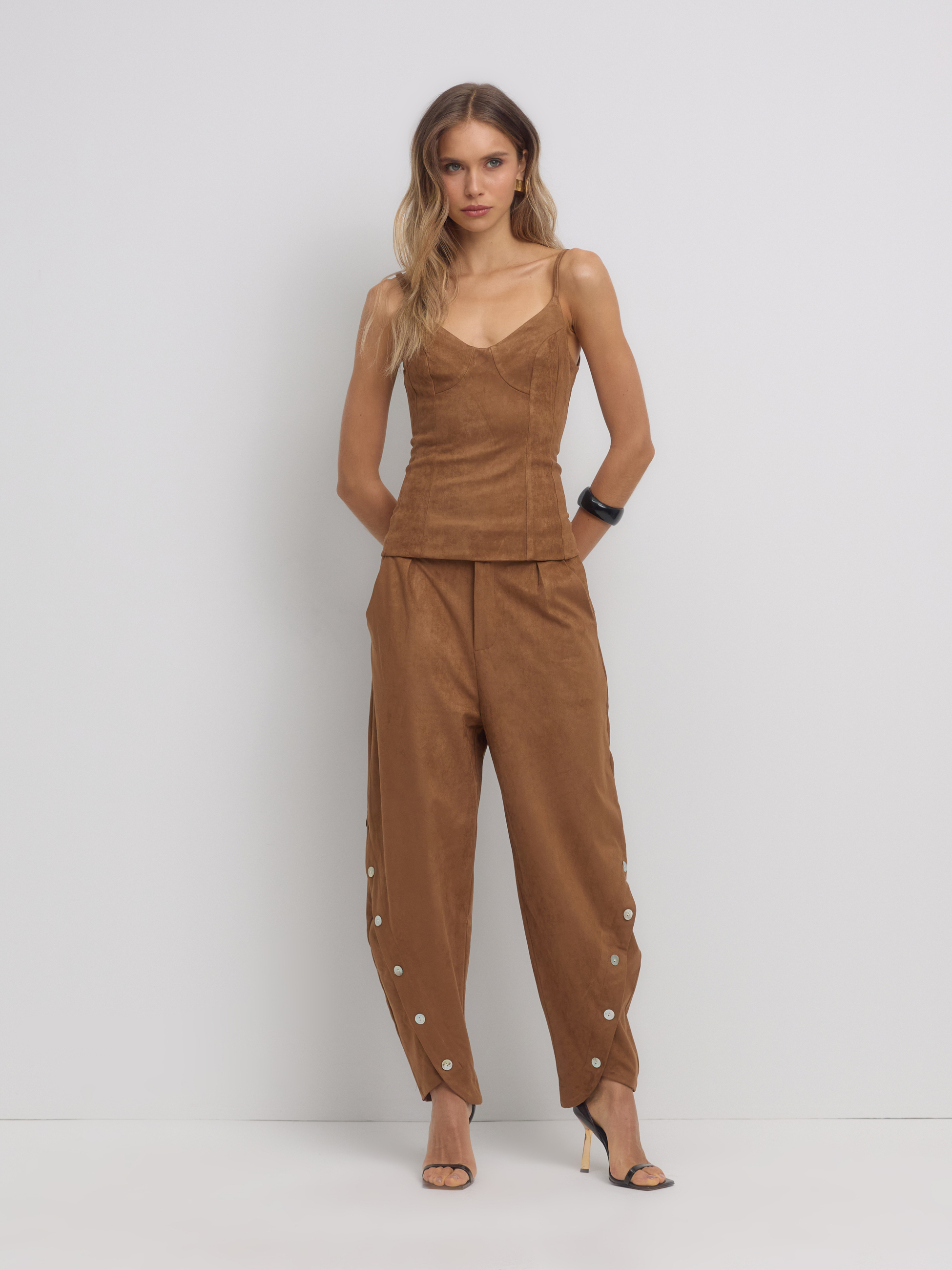 REGATA SUEDE COM ZIPER